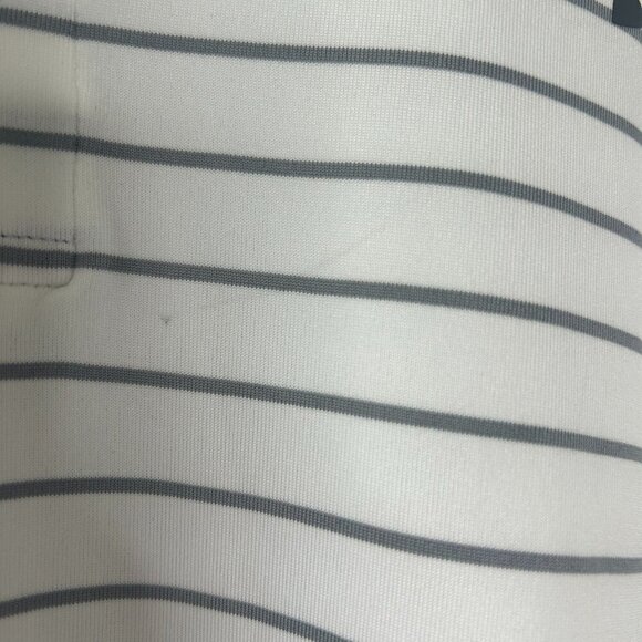 2 Men's Under Armour Polo Size XL EUC Blue and White n& Gray Stripes - Picture 6 of 6